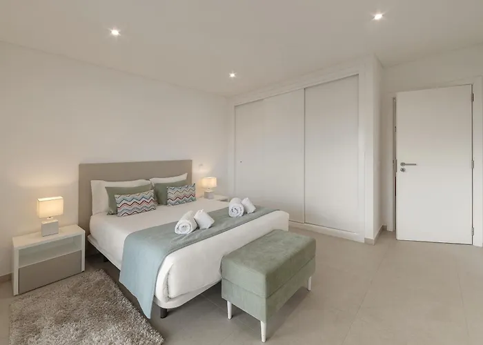 Aziade Horizons نازاريه